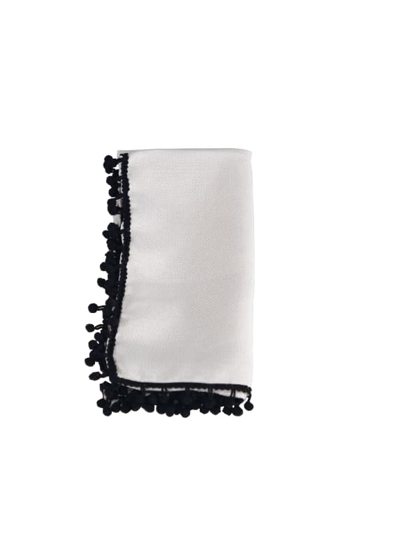 Blanca con Pompon Negro